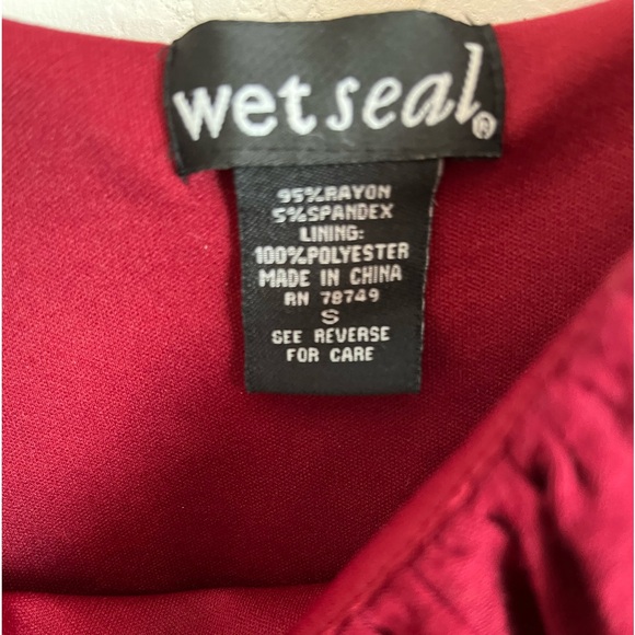 Dark Red Camisole - Picture 3 of 3